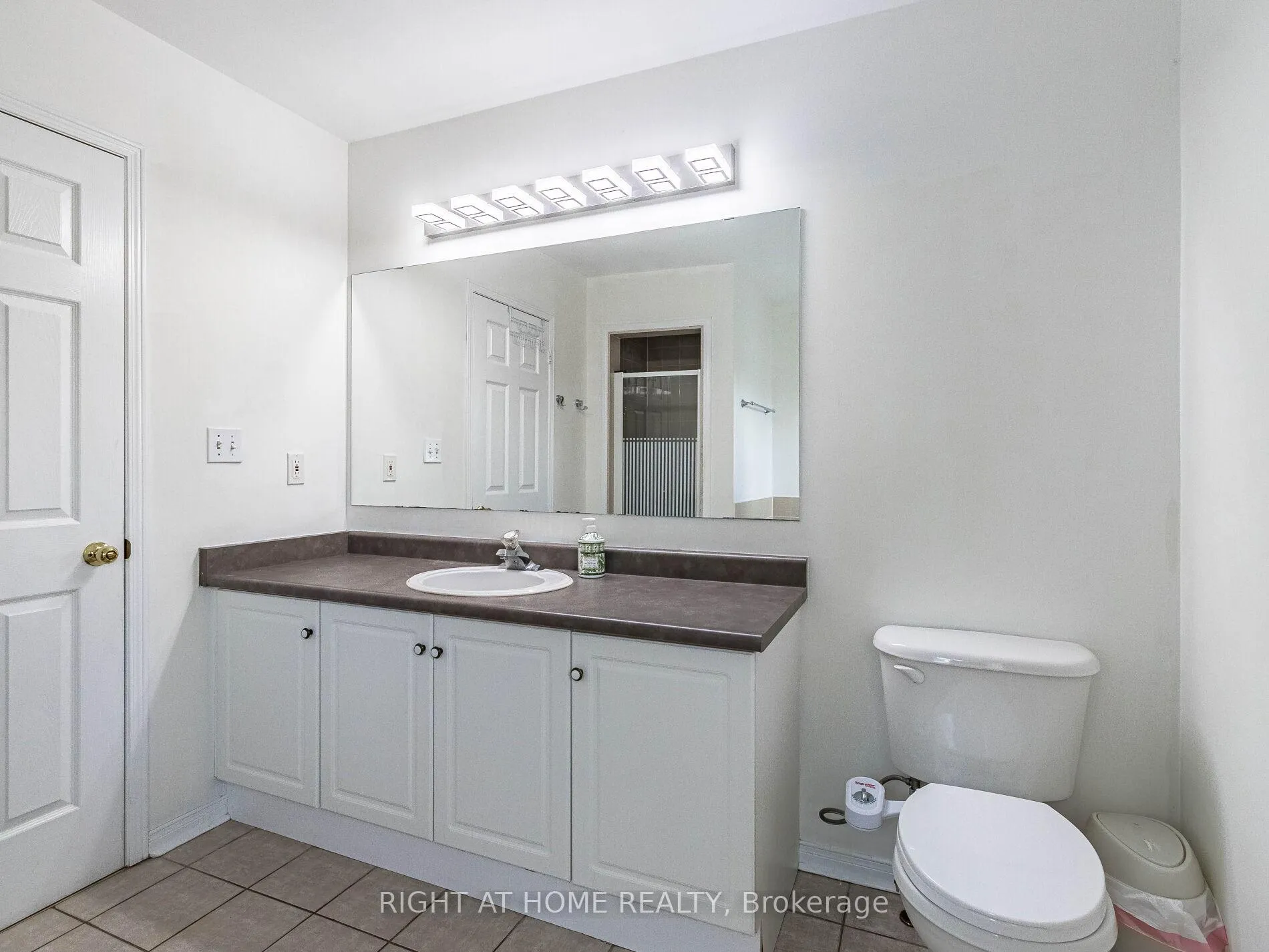 Photo 31 of 1 Ferdinand Avenue, Vaughan, Vellore Village — HOMEH