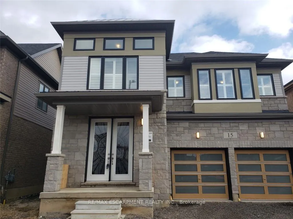 Photo 3 of 15 Yale Drive, Hamilton, Mount Hope — HOMEH