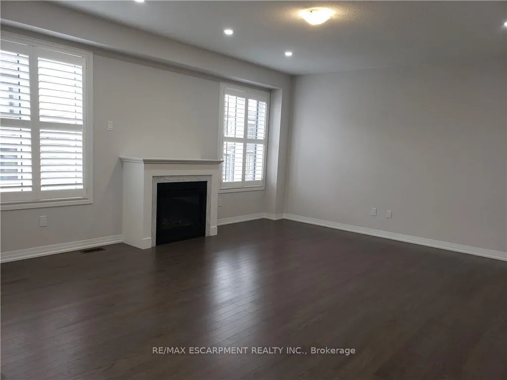 Photo 8 of 15 Yale Drive, Hamilton, Mount Hope — HOMEH