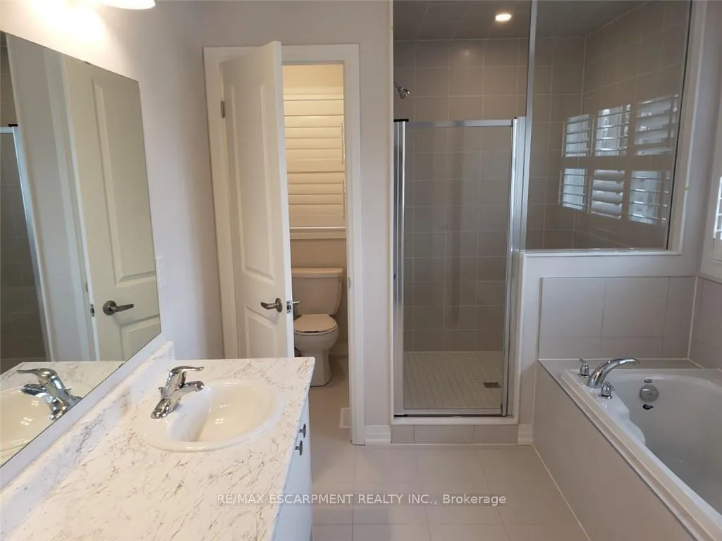 Photo 15 of 15 Yale Drive, Hamilton, Mount Hope — HOMEH