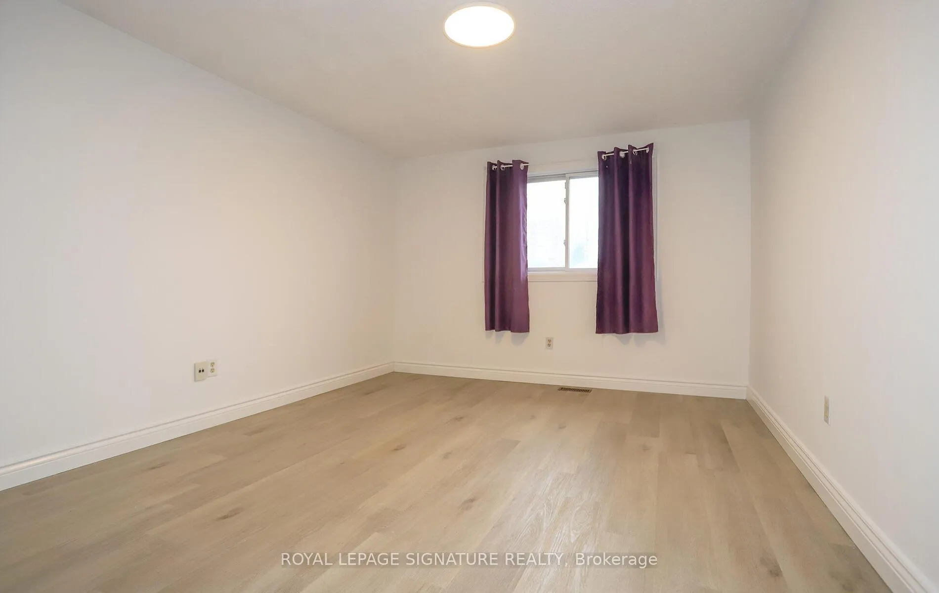 Photo 23 of 27 Patrice Crescent, Vaughan, Crestwood-Springfarm-Yorkhill — HOMEH