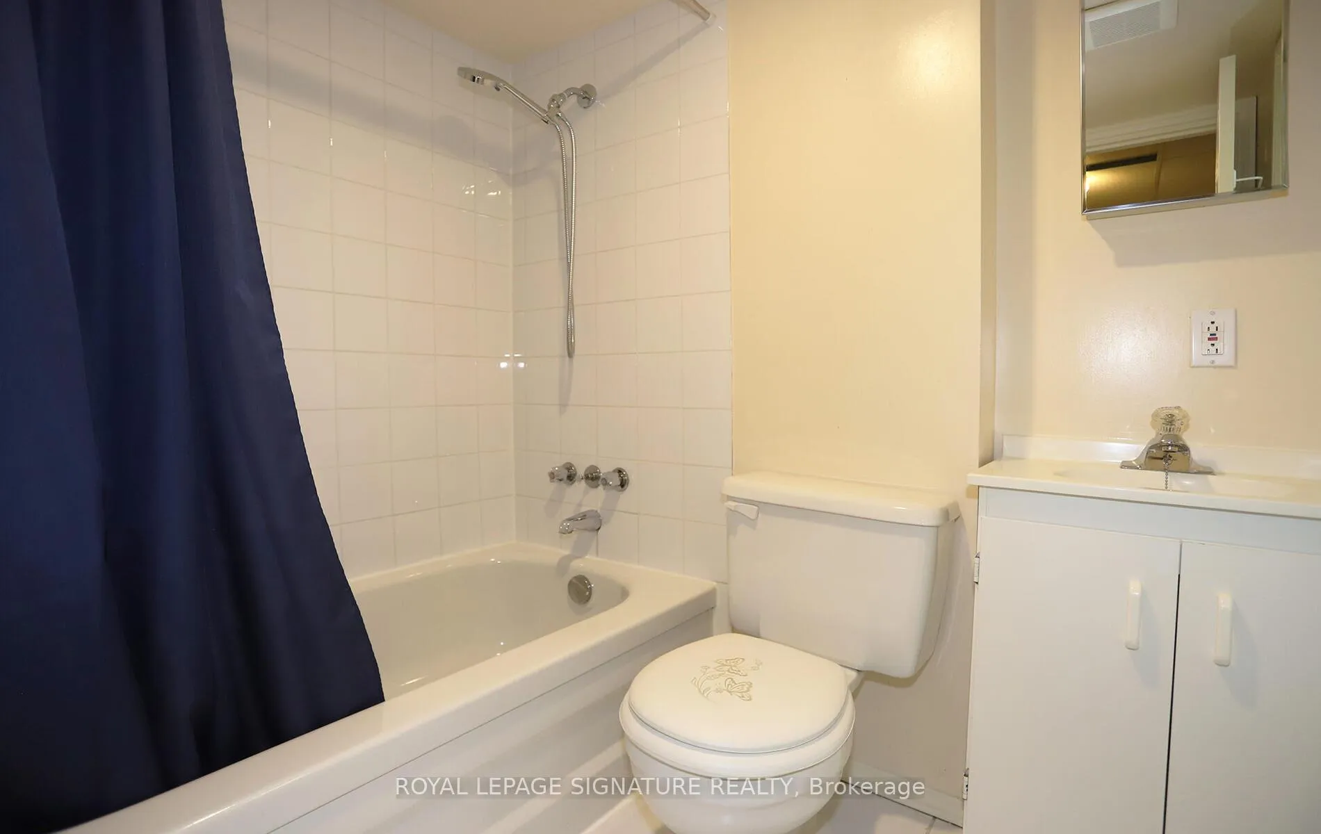 Photo 34 of 27 Patrice Crescent, Vaughan, Crestwood-Springfarm-Yorkhill — HOMEH