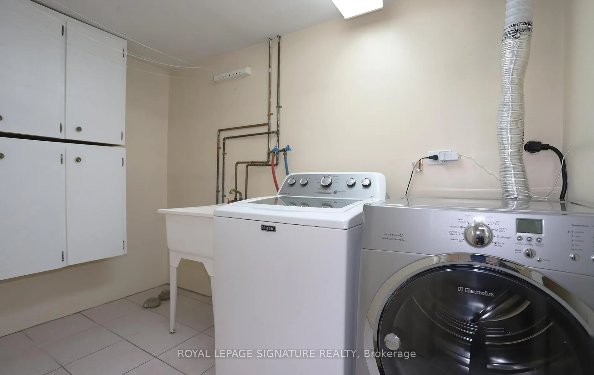 Photo 36 of 27 Patrice Crescent, Vaughan, Crestwood-Springfarm-Yorkhill — HOMEH
