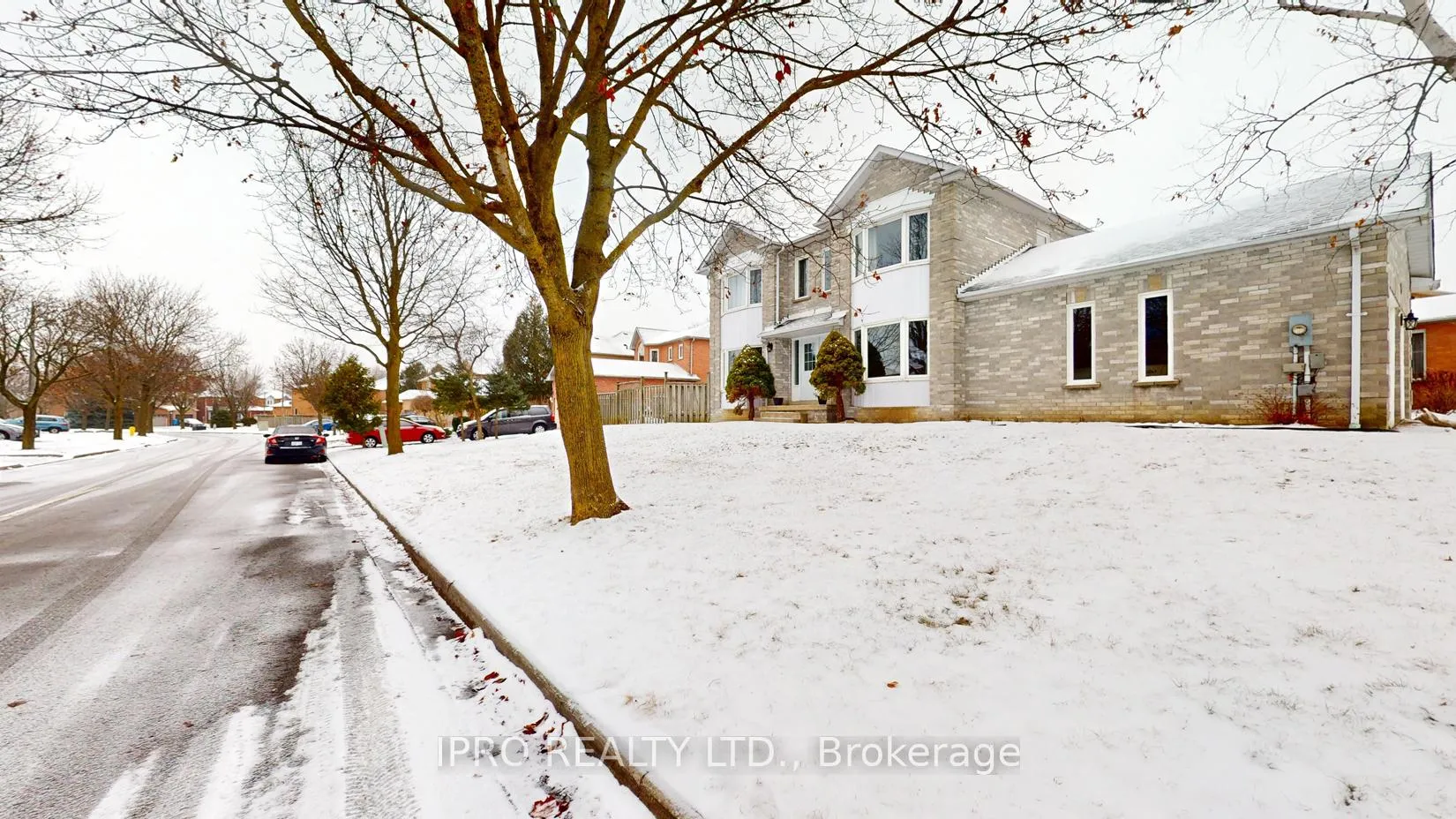 Photo 3 of 75 Willowbrook Drive, Whitby, Pringle Creek — HOMEH