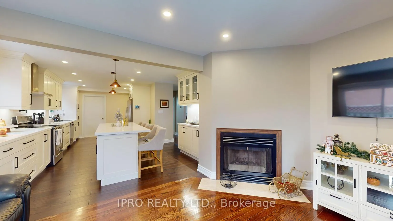 Photo 16 of 75 Willowbrook Drive, Whitby, Pringle Creek — HOMEH
