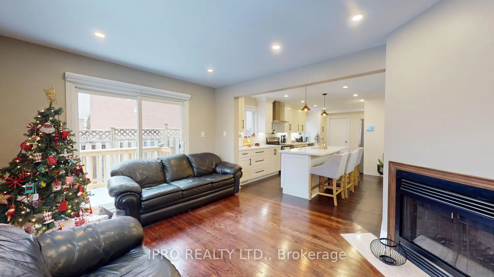 Photo 17 of 75 Willowbrook Drive, Whitby, Pringle Creek — HOMEH