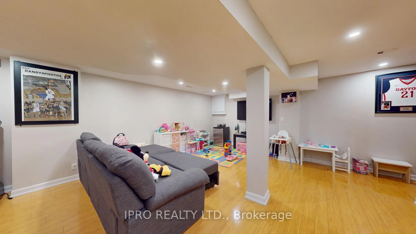 Photo 34 of 75 Willowbrook Drive, Whitby, Pringle Creek — HOMEH