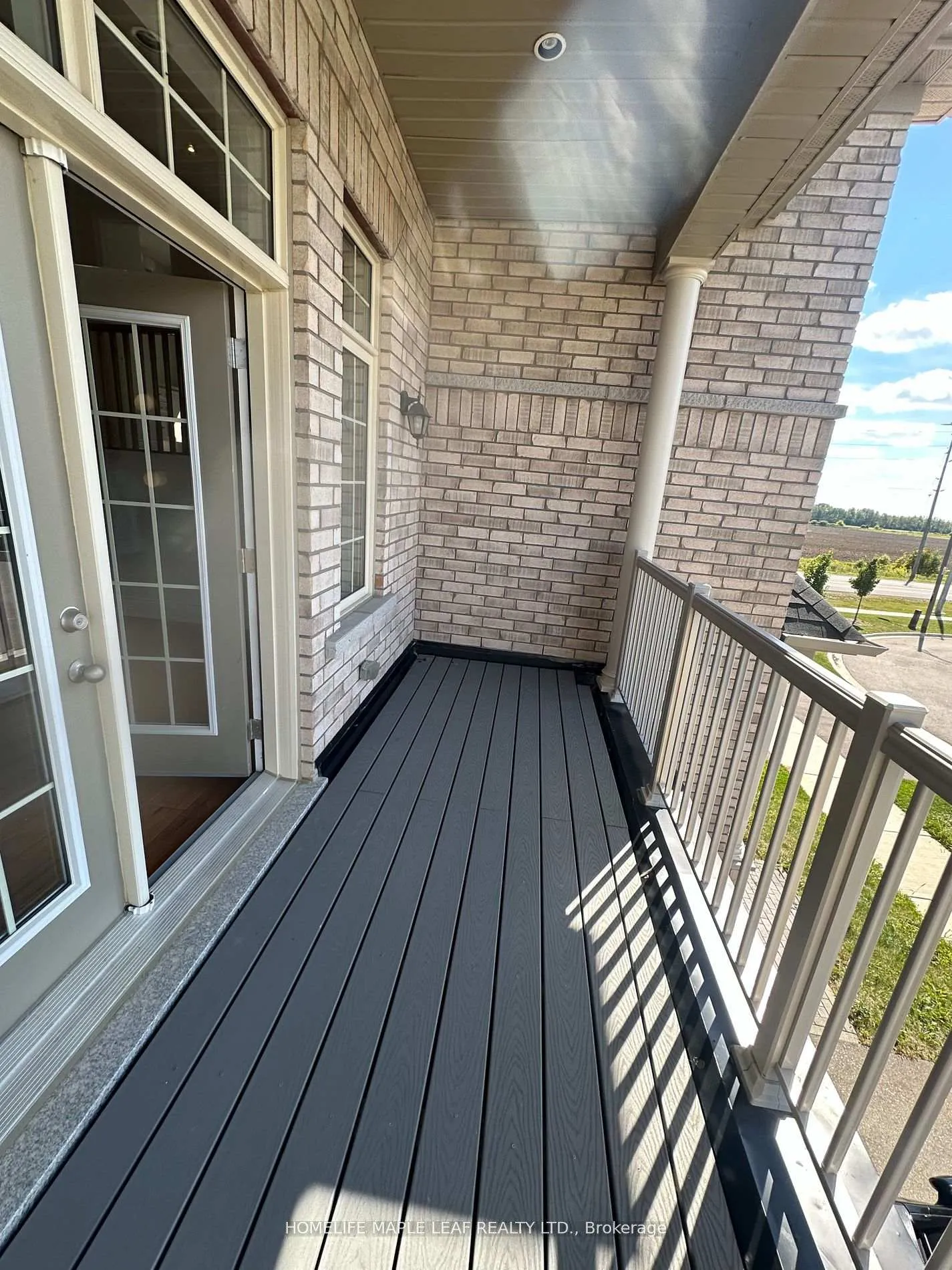 Photo 15 of 91 Robert Wilson Crescent, Georgina, Keswick South — HOMEH