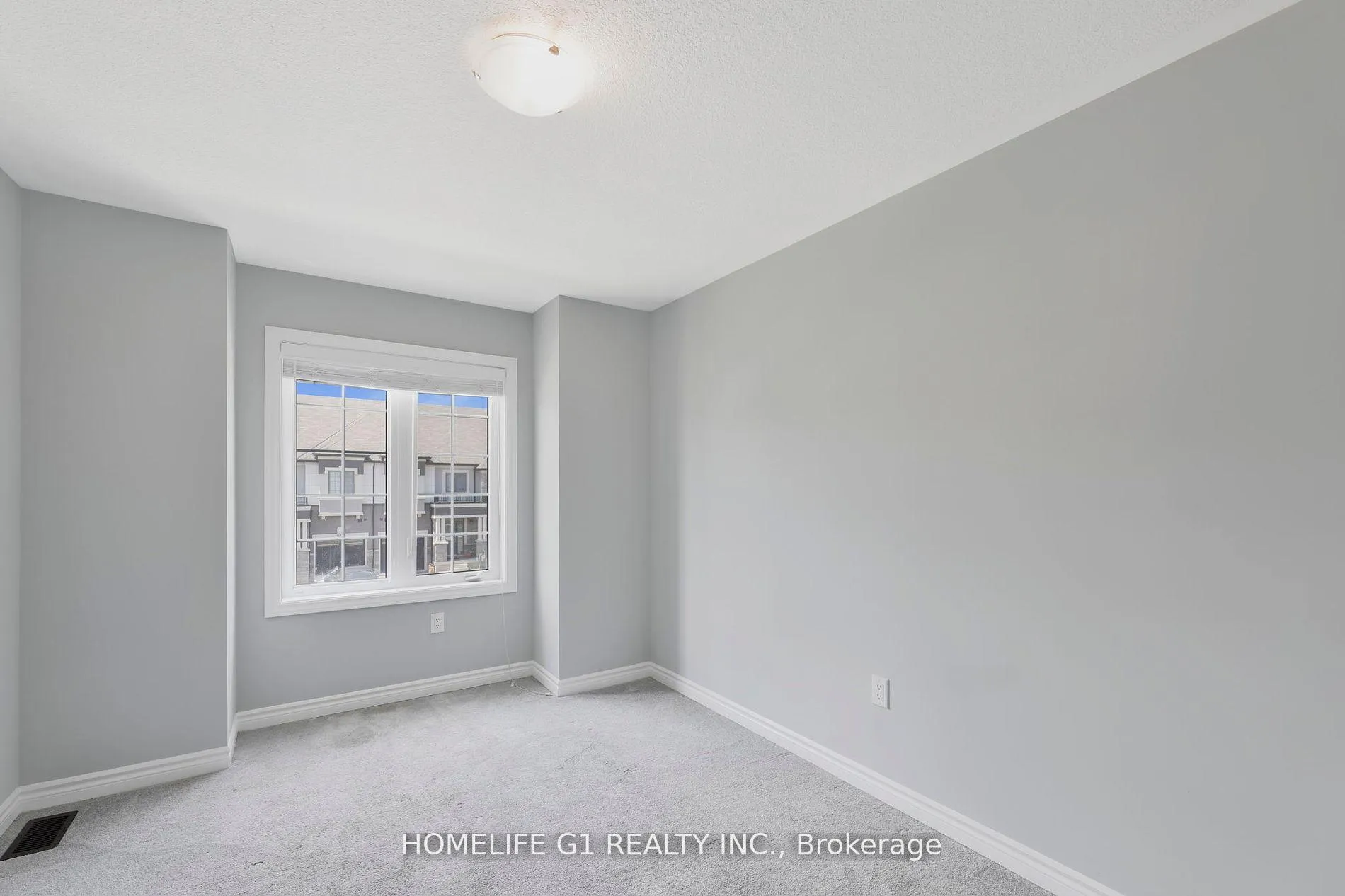 Photo 12 of 150 Flagg Avenue, Brant, Paris — HOMEH