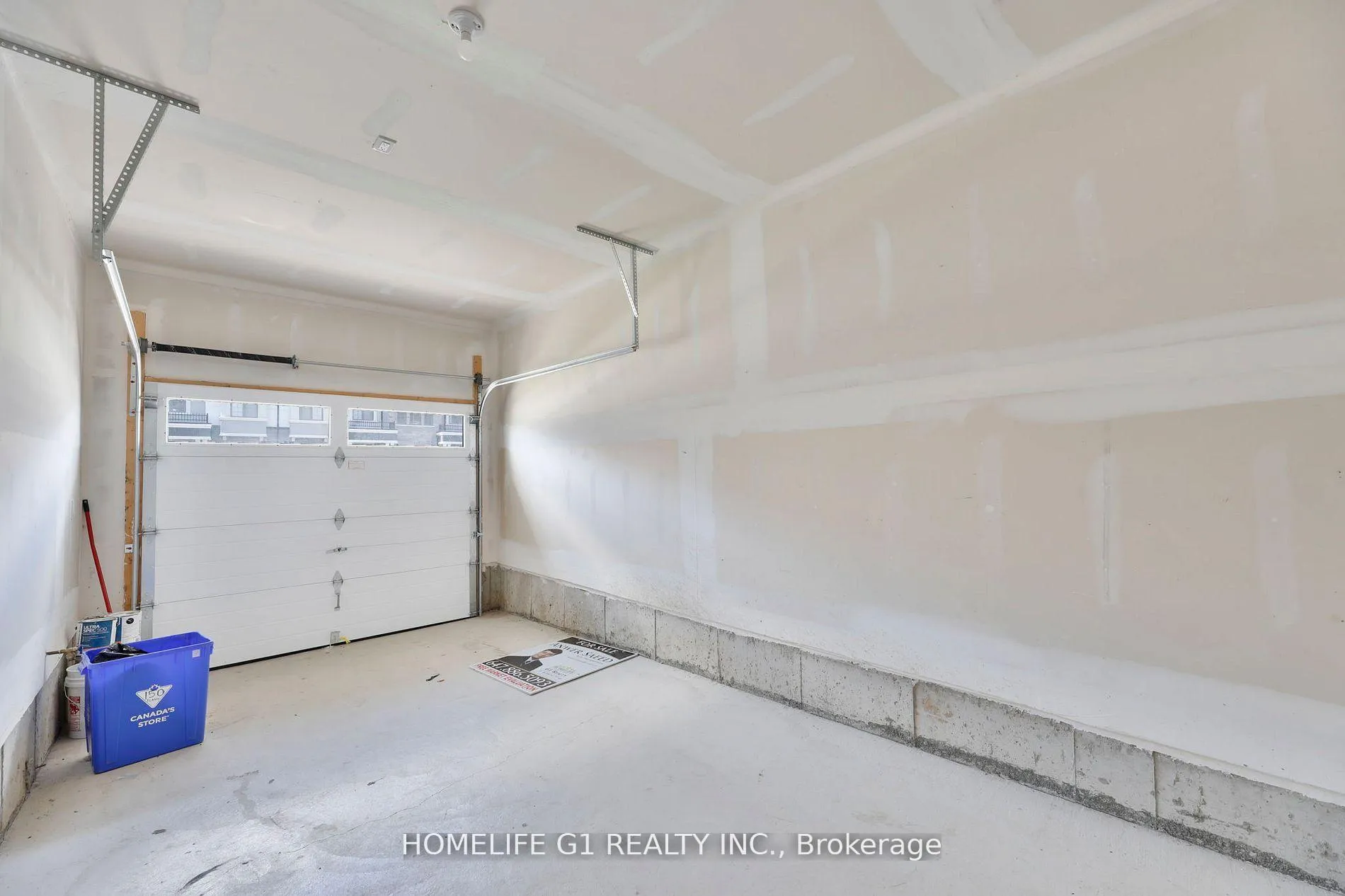 Photo 33 of 150 Flagg Avenue, Brant, Paris — HOMEH