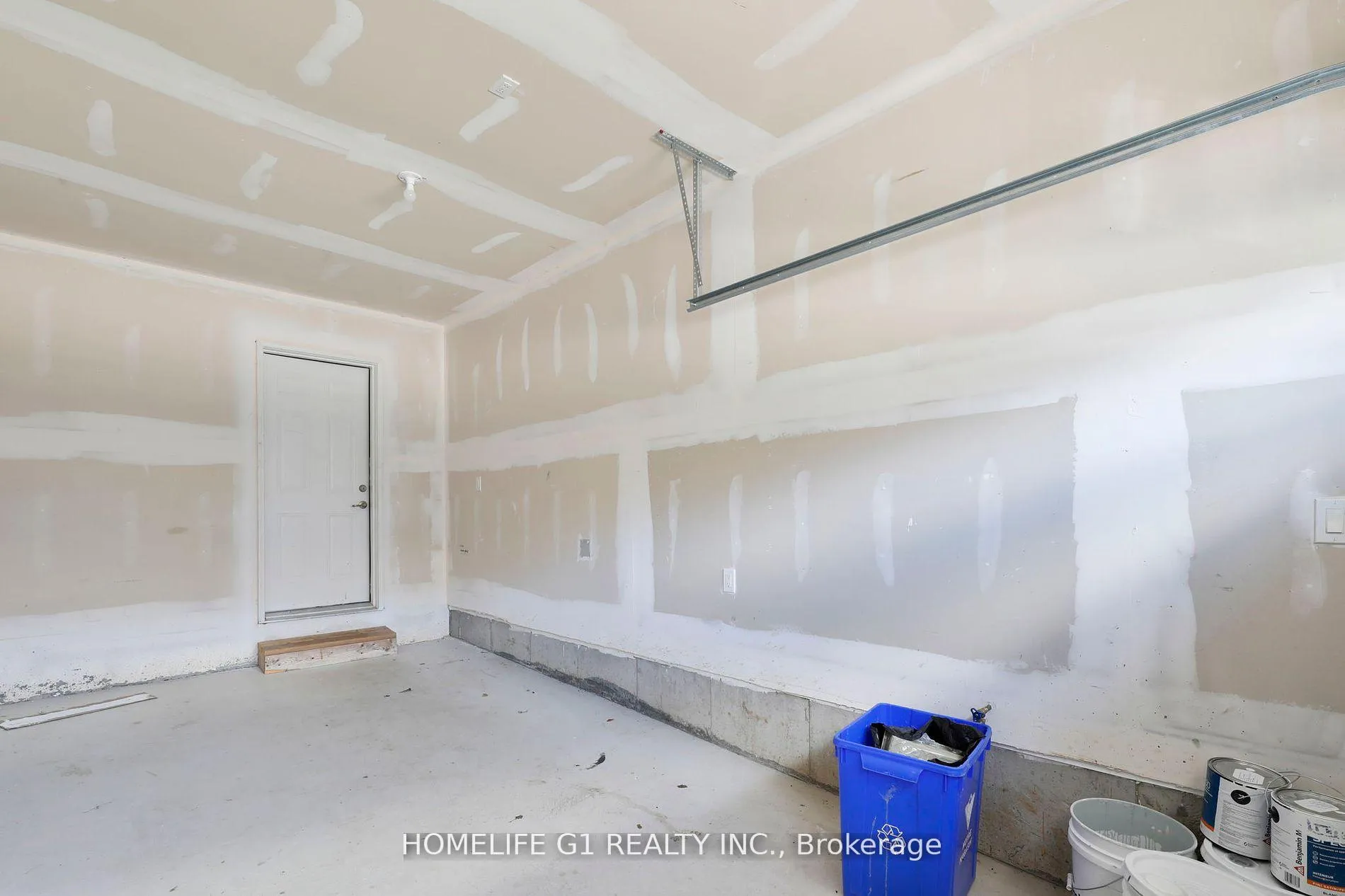 Photo 34 of 150 Flagg Avenue, Brant, Paris — HOMEH