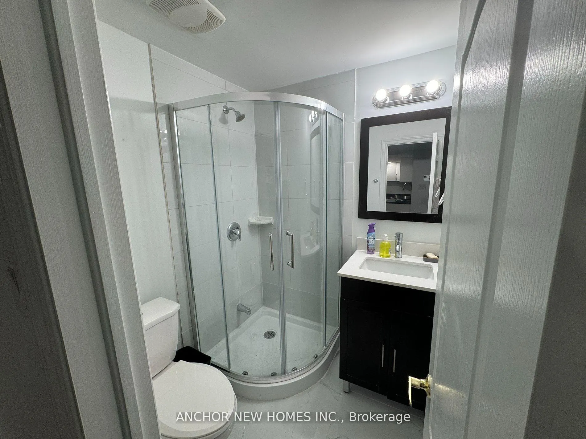 Photo 6 of 100 Begonia Crescent, Brampton, Northwest Sandalwood Parkway — HOMEH