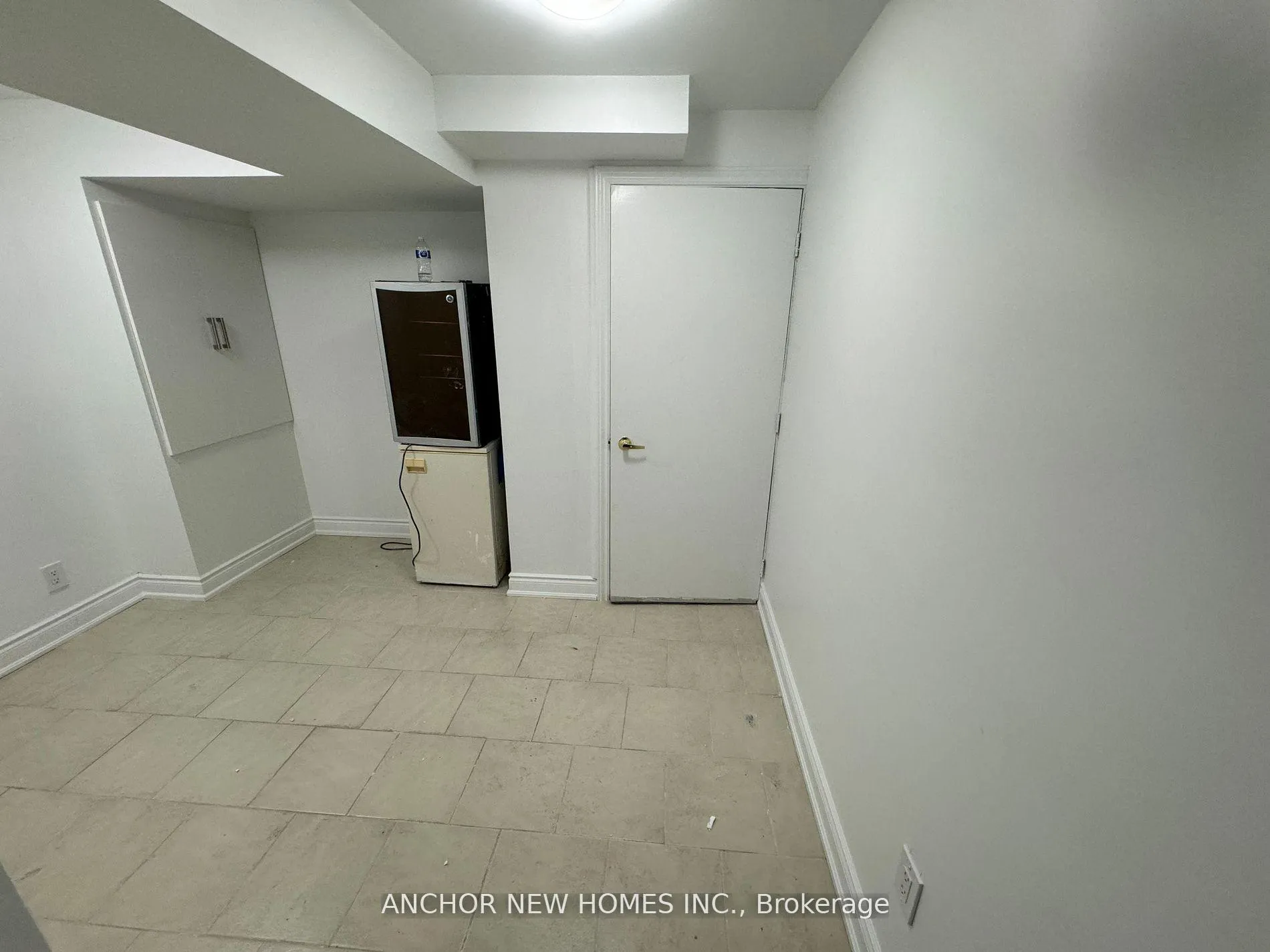 Photo 7 of 100 Begonia Crescent, Brampton, Northwest Sandalwood Parkway — HOMEH