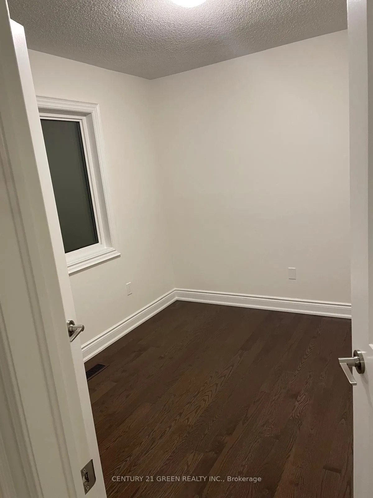 Photo 11 of 57 Bermondsey Way, Brampton, Bram West — HOMEH