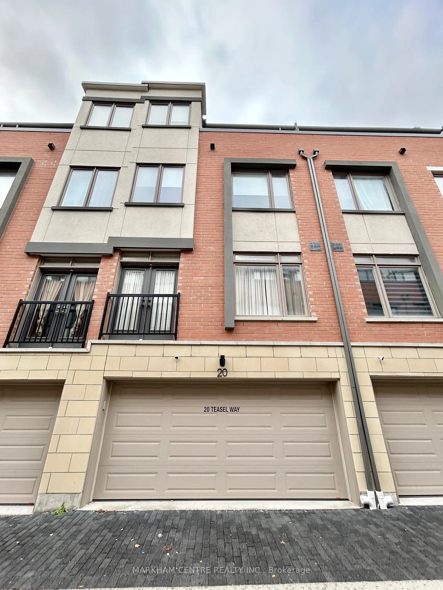 Photo 1 of 20 Teasel Way, Markham, Unionville — HOMEH
