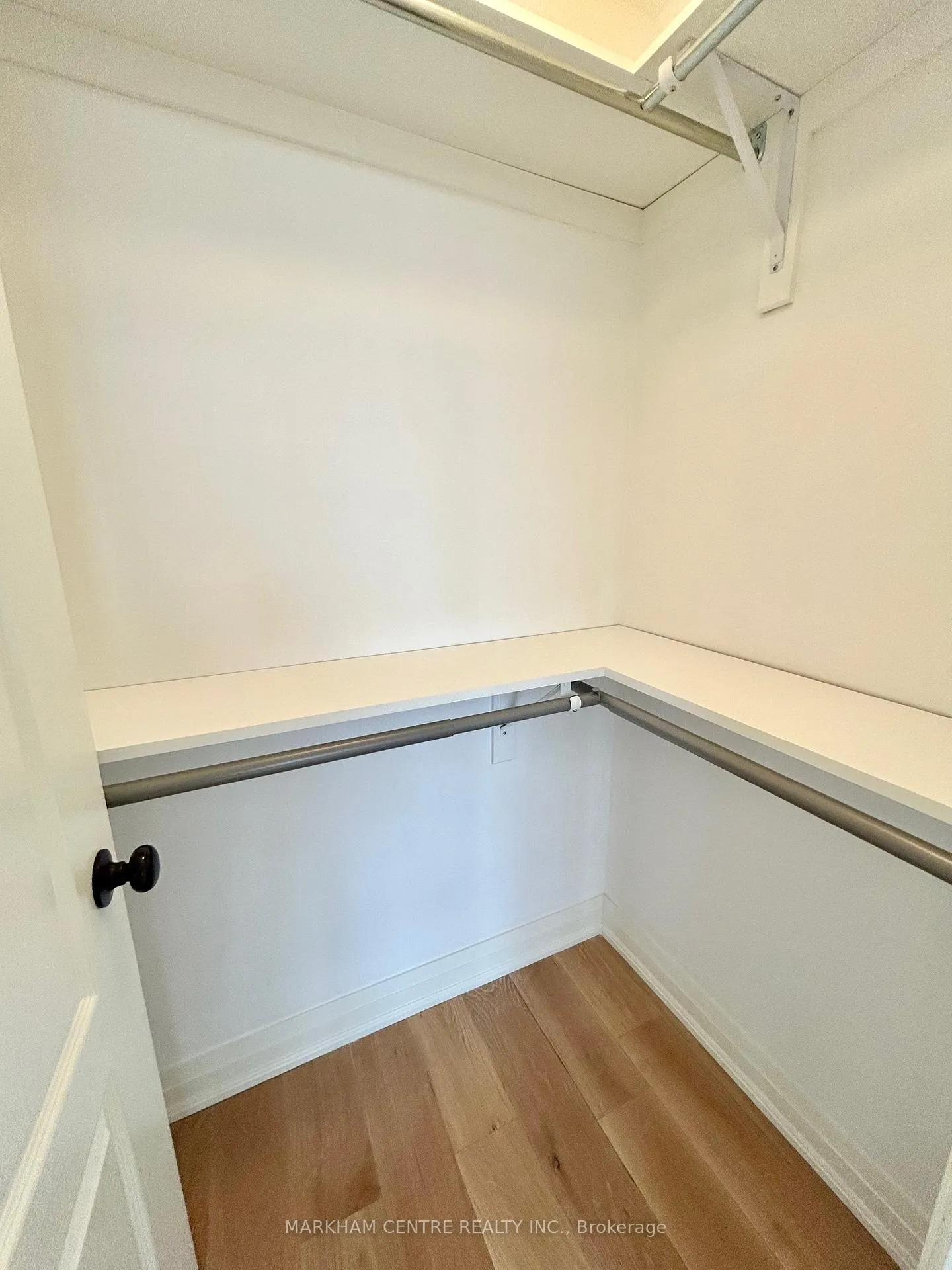 Photo 11 of 20 Teasel Way, Markham, Unionville — HOMEH