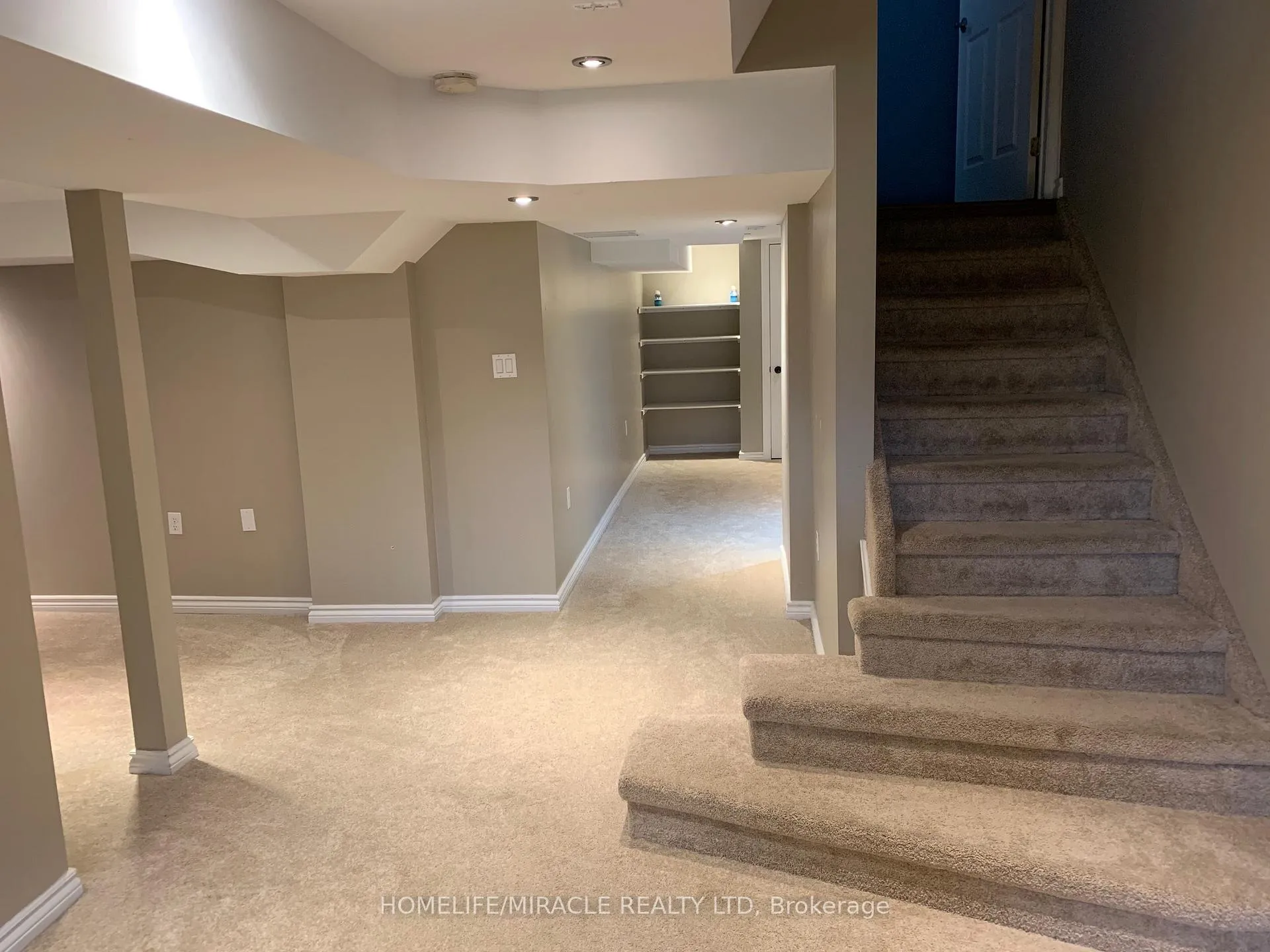 Photo 15 of 78 Cornerstone Drive, Hamilton, Stoney Creek Mountain — HOMEH