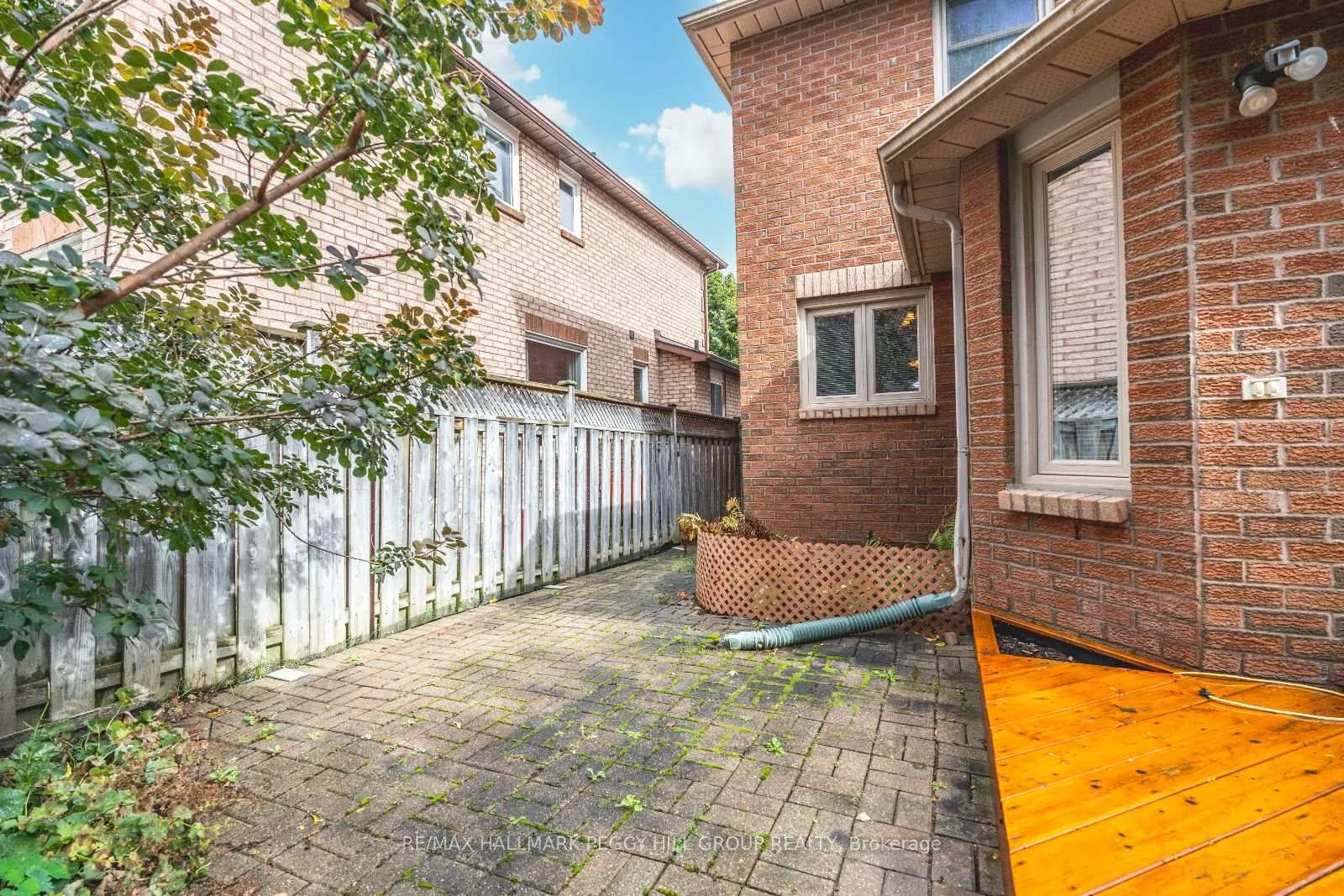 Photo 18 of 22 Macmillan Crescent, Barrie, Painswick North — HOMEH