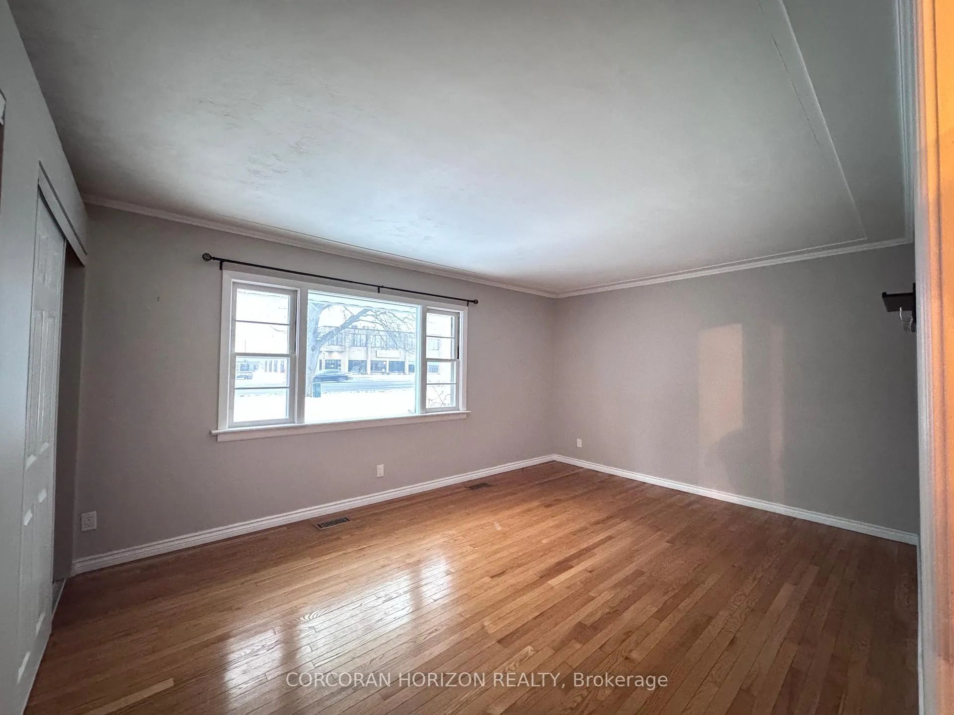 Photo 6 of 194 Pinebush Road, Cambridge — HOMEH