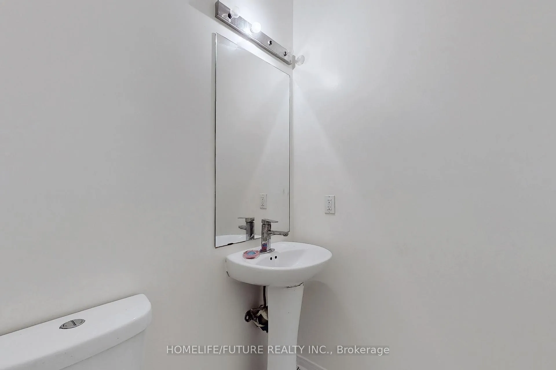 Photo 8 of 100 Lahore Crescent, Markham, Cedarwood — HOMEH