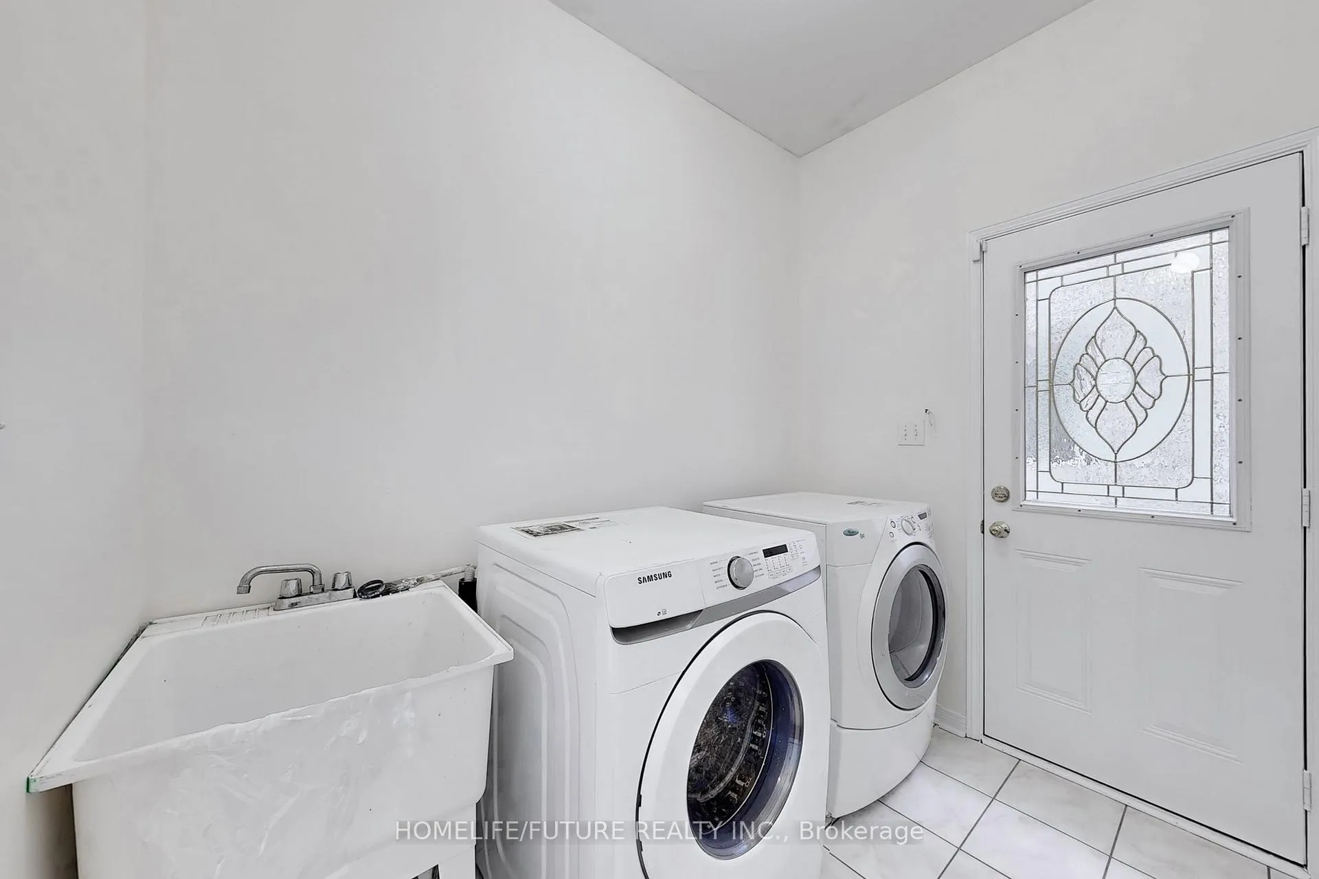 Photo 21 of 100 Lahore Crescent, Markham, Cedarwood — HOMEH