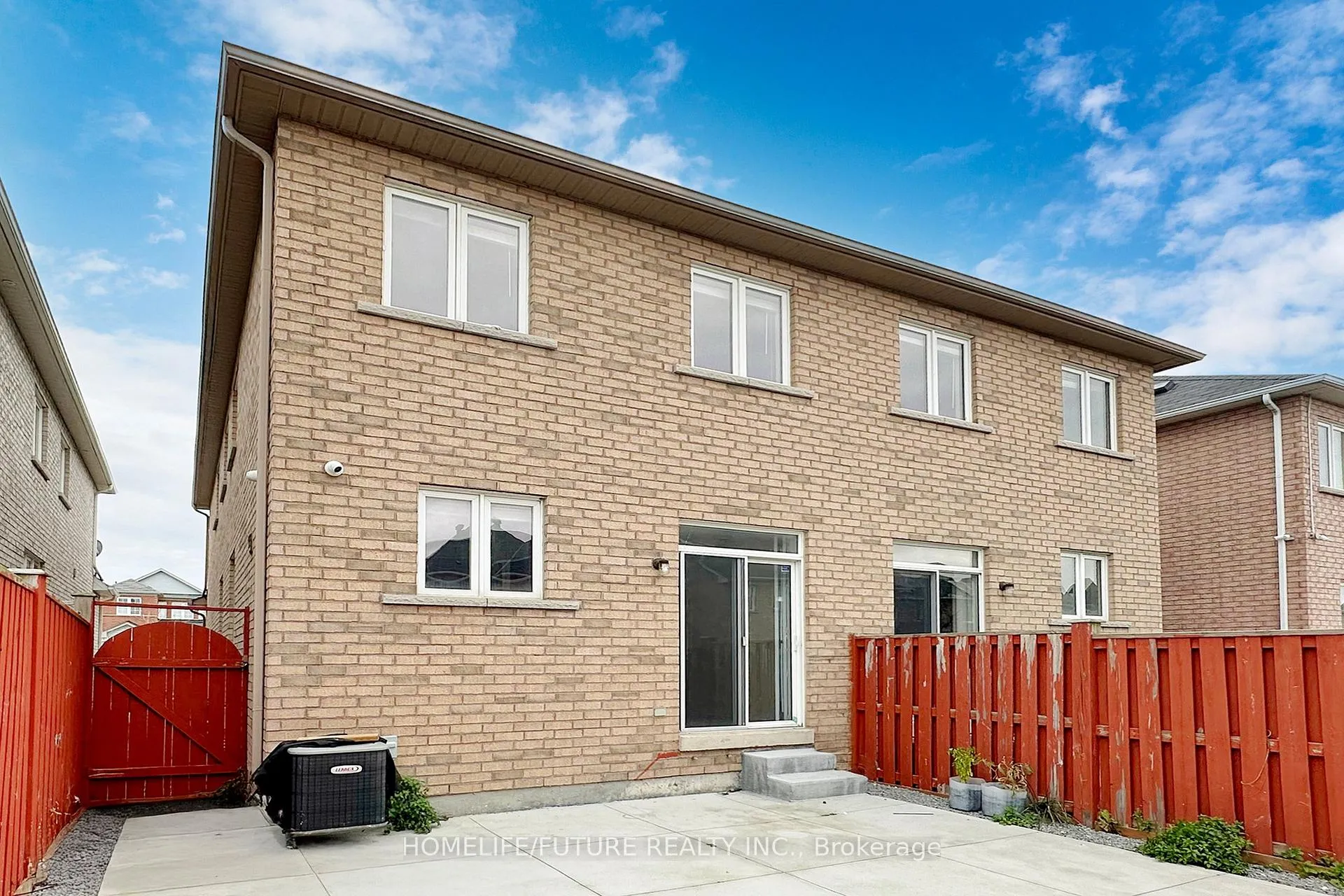 Photo 22 of 100 Lahore Crescent, Markham, Cedarwood — HOMEH