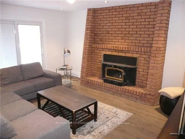 Photo 3 of 88 Faris Avenue, King, Nobleton — HOMEH