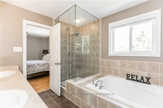 Photo 8 of 107 Winchester Terrace, Barrie, Rural Barrie Southeast — HOMEH