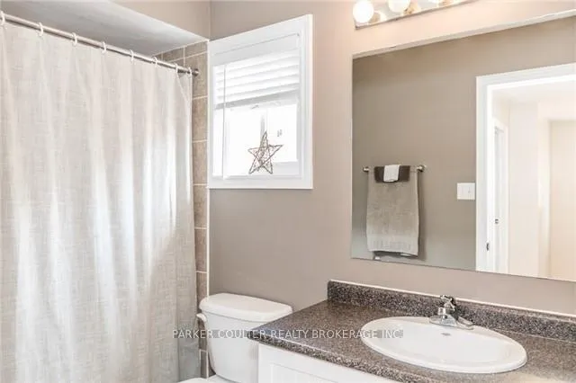 Photo 12 of 107 Winchester Terrace, Barrie, Rural Barrie Southeast — HOMEH