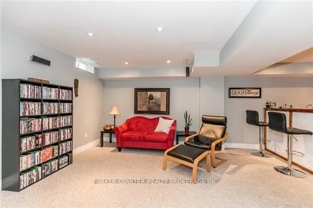 Photo 14 of 107 Winchester Terrace, Barrie, Rural Barrie Southeast — HOMEH