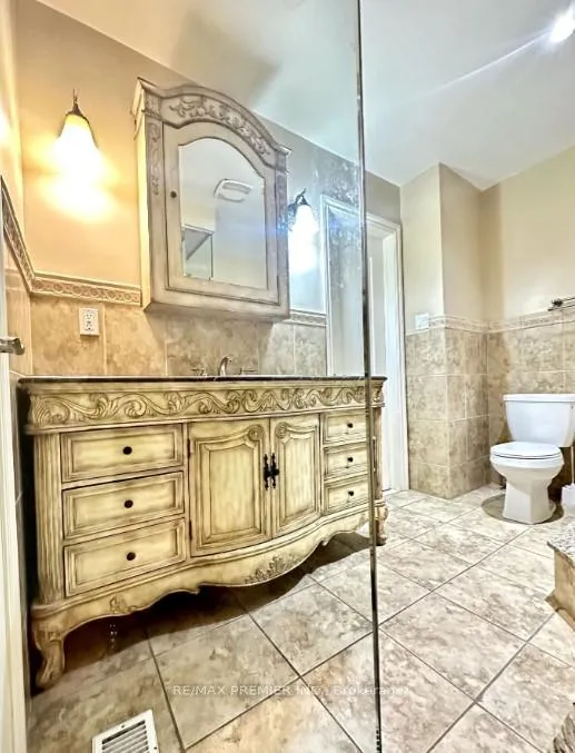 Photo 6 of Unit Upper, 91 Rainbow Drive, Vaughan, West Woodbridge — HOMEH