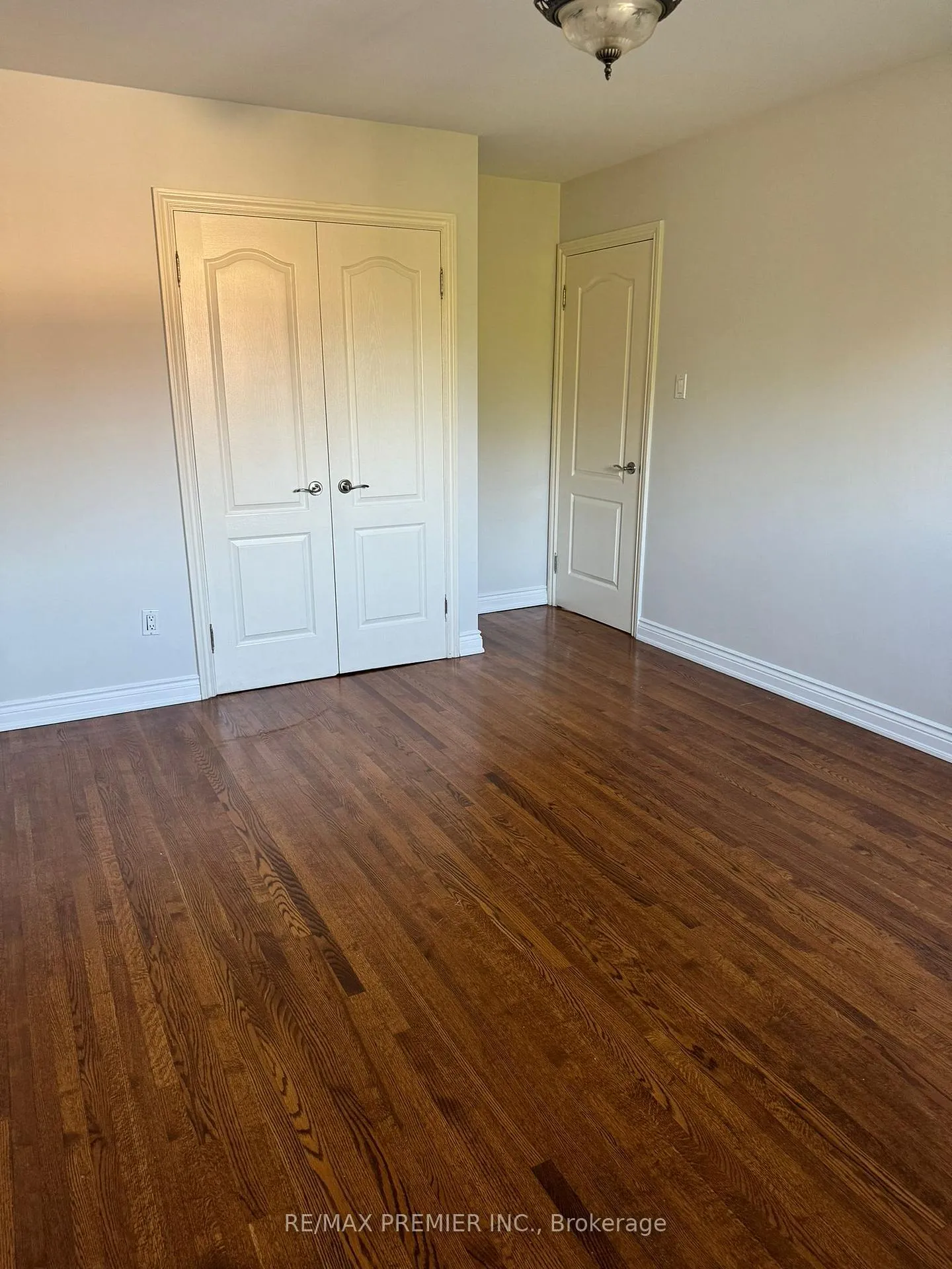 Photo 11 of Unit Upper, 91 Rainbow Drive, Vaughan, West Woodbridge — HOMEH