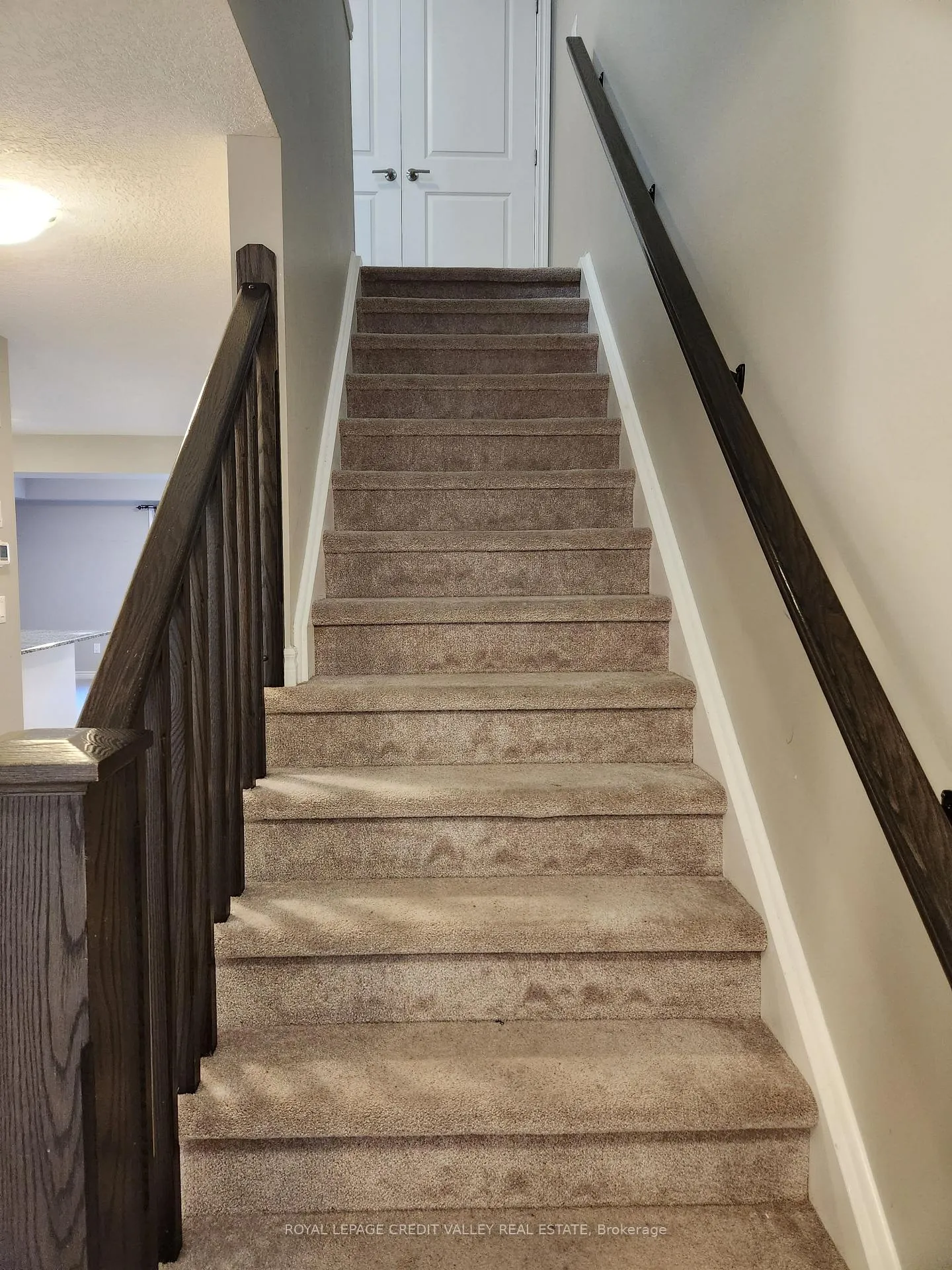 Photo 9 of 984 Wright Drive, Midland — HOMEH