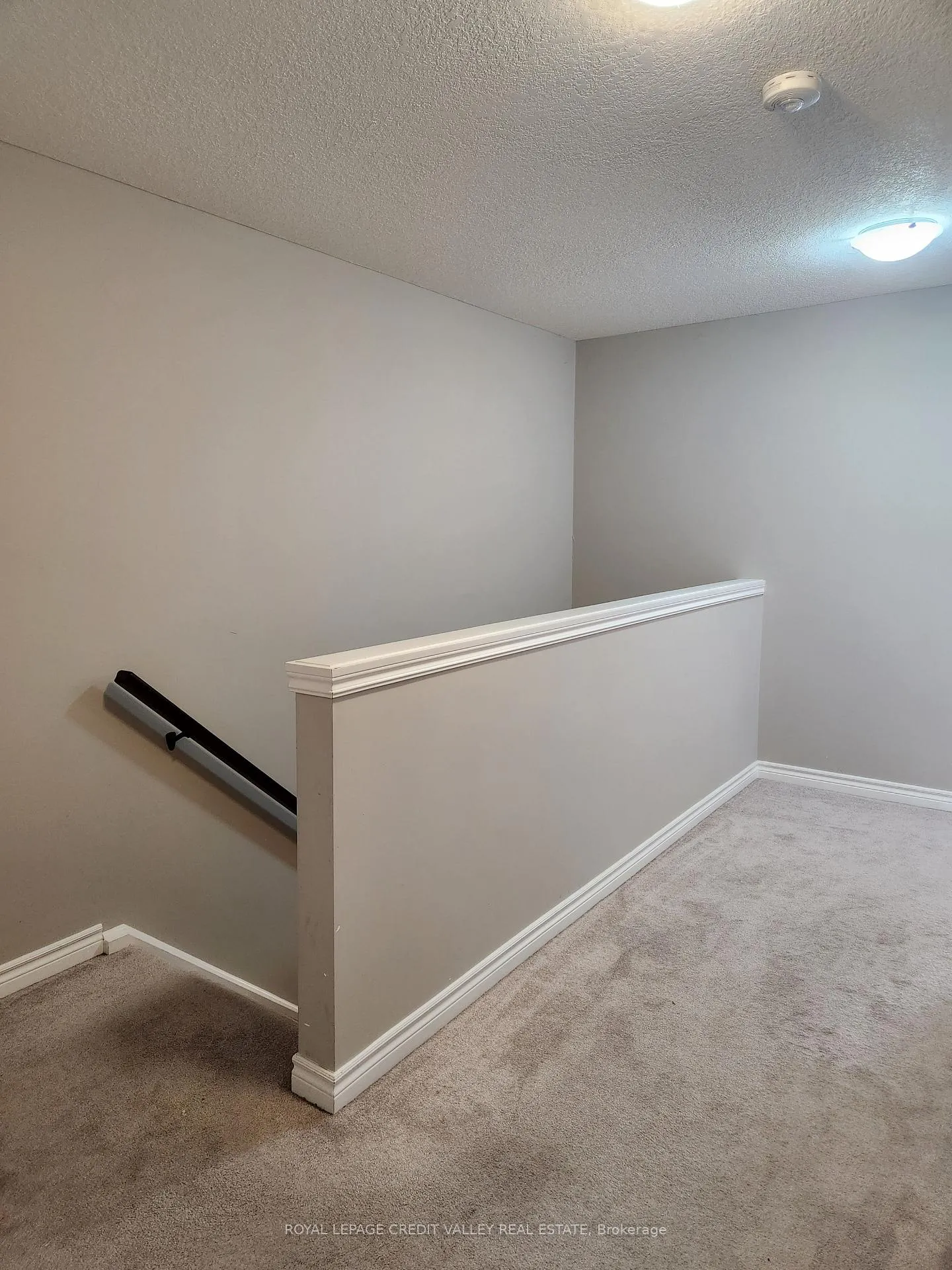 Photo 14 of 984 Wright Drive, Midland — HOMEH