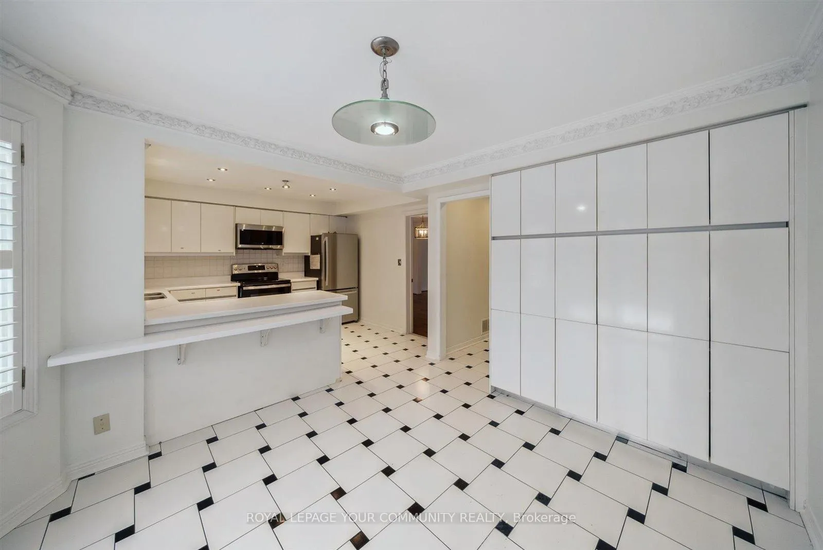 Photo 13 of 90 Tangreen Circle, Vaughan, Crestwood-Springfarm-Yorkhill — HOMEH