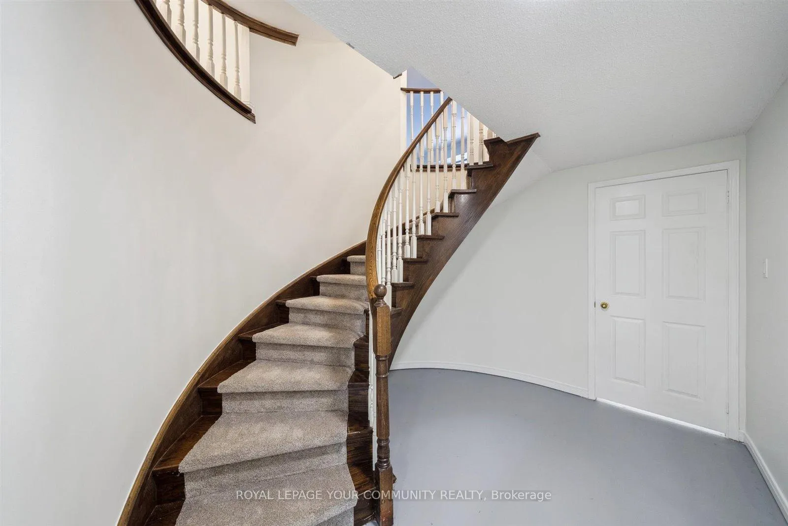 Photo 30 of 90 Tangreen Circle, Vaughan, Crestwood-Springfarm-Yorkhill — HOMEH
