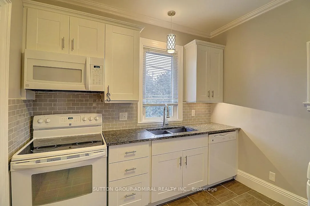 Photo 9 of 284 Richmond Street E, Oshawa, O'Neill — HOMEH
