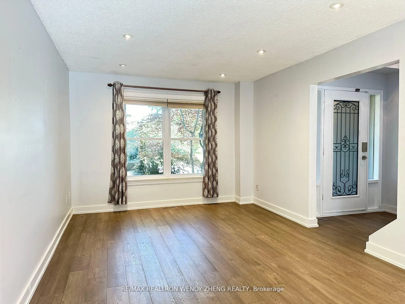 Photo 3 of 23 Rutledge Street, Whitby, Lynde Creek — HOMEH