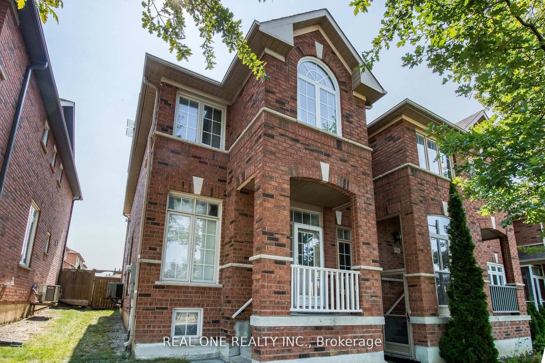 Photo 1 of 101 Bur Oak Avenue, Markham, Berczy — HOMEH