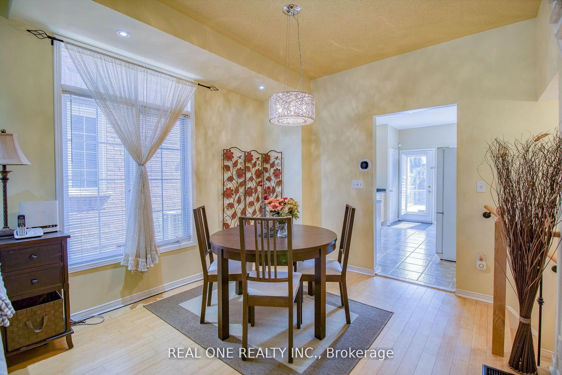 Photo 4 of 101 Bur Oak Avenue, Markham, Berczy — HOMEH