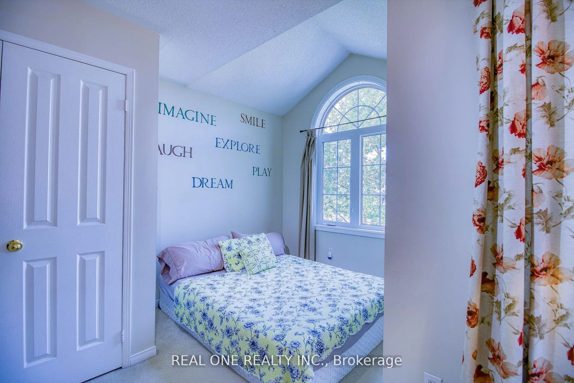 Photo 14 of 101 Bur Oak Avenue, Markham, Berczy — HOMEH