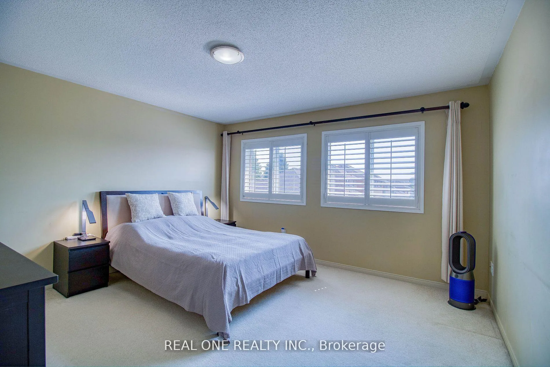 Photo 16 of 101 Bur Oak Avenue, Markham, Berczy — HOMEH