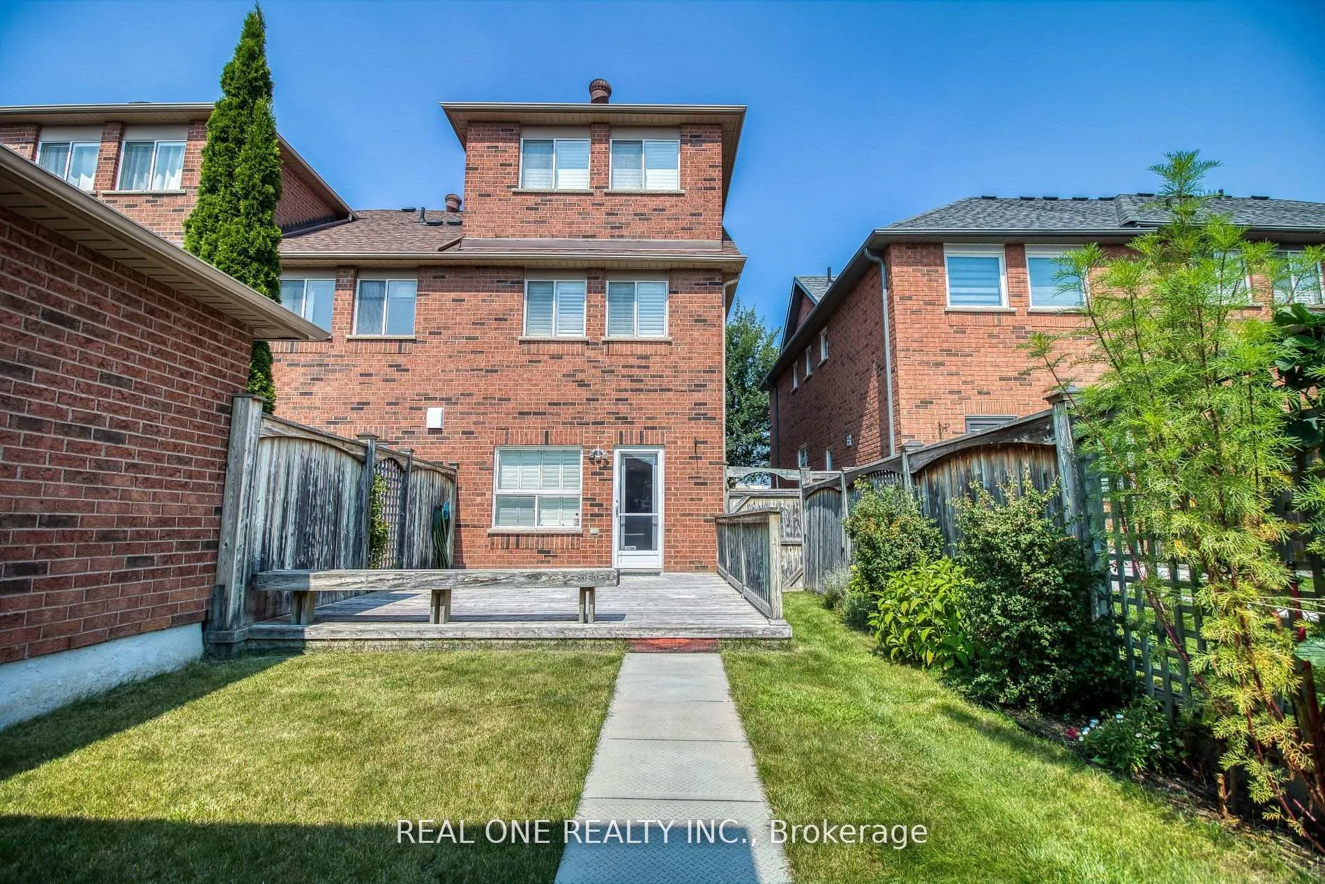 Photo 24 of 101 Bur Oak Avenue, Markham, Berczy — HOMEH