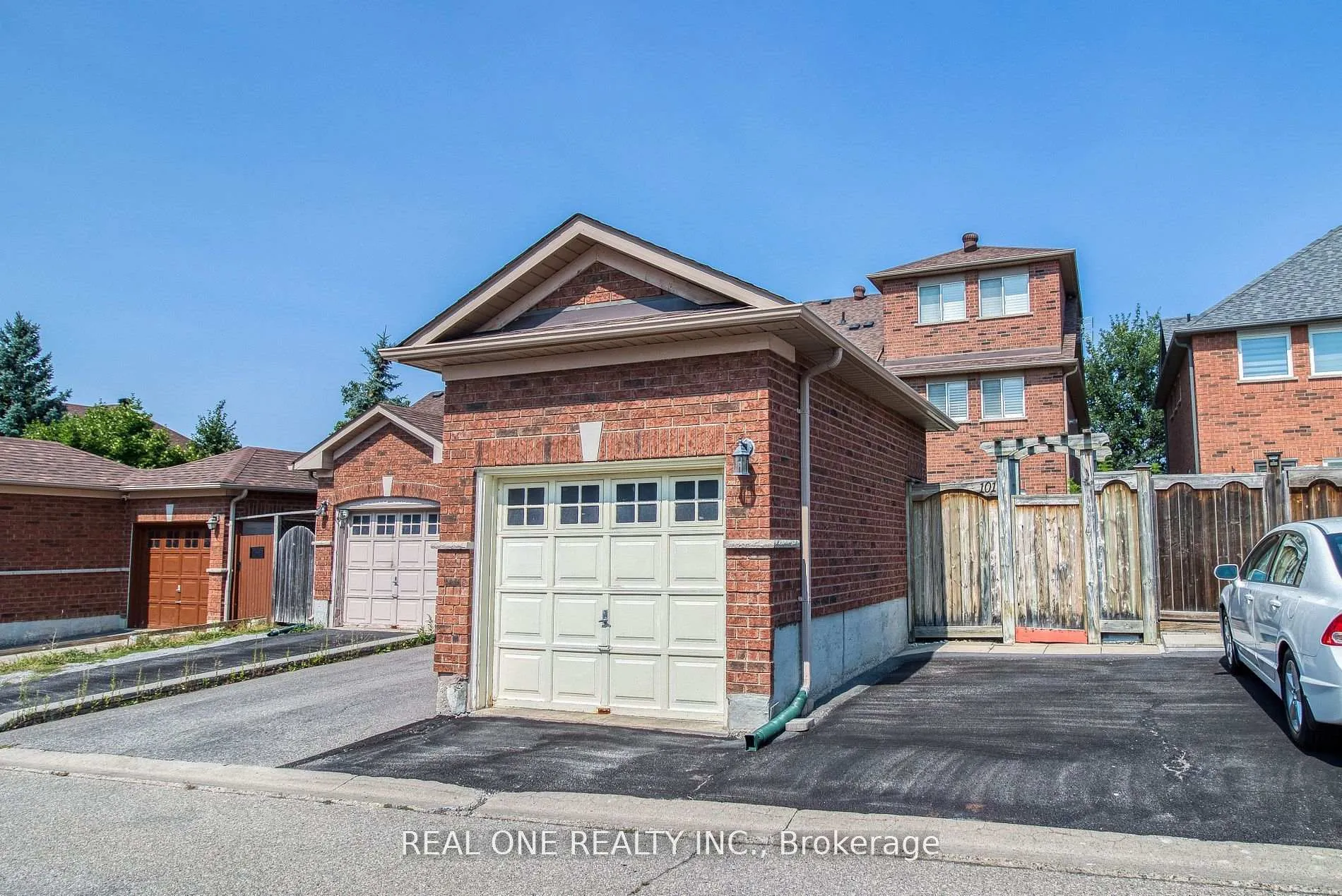 Photo 25 of 101 Bur Oak Avenue, Markham, Berczy — HOMEH