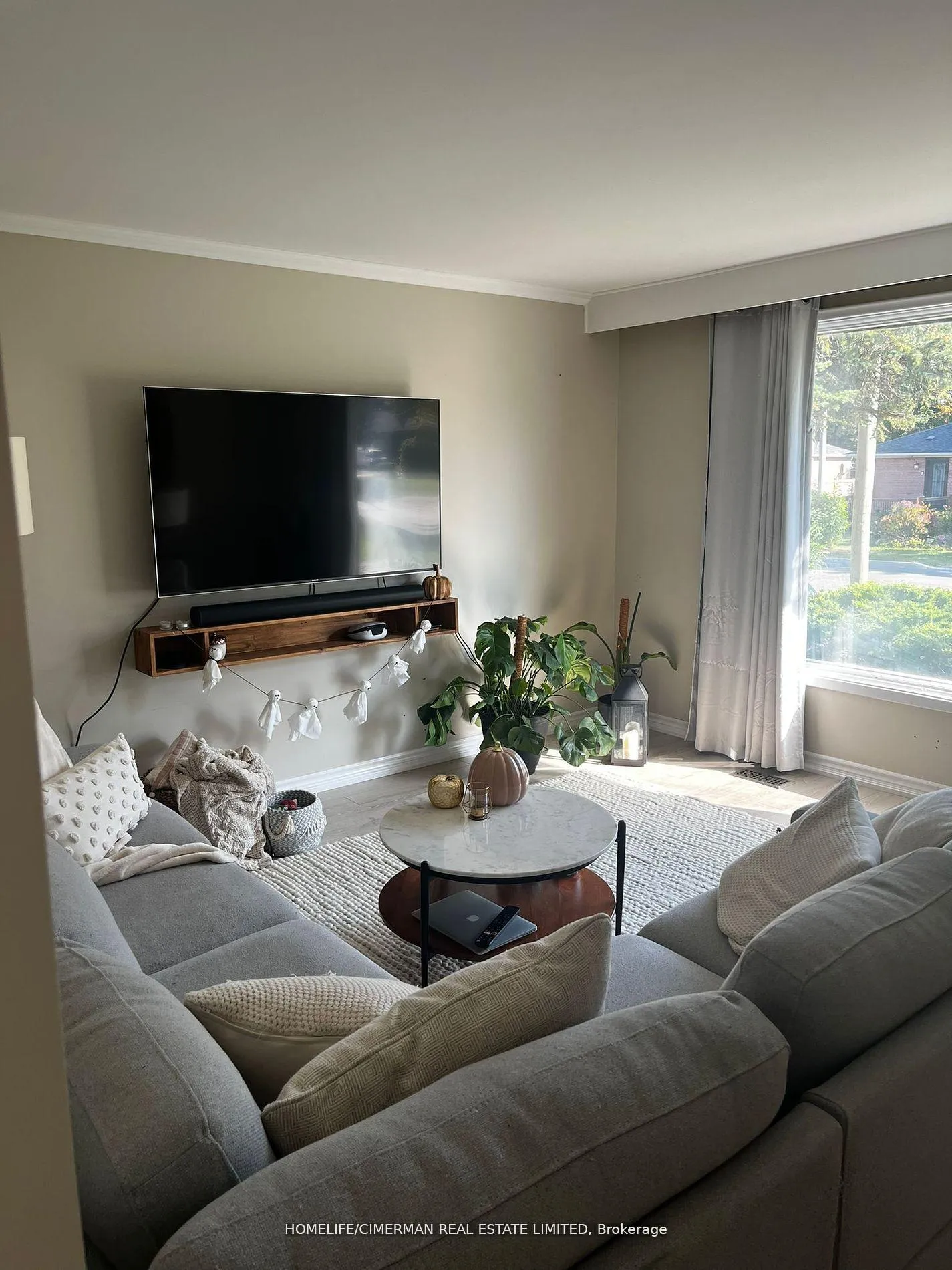 Photo 8 of Unit Main, 26 Davidson Road, Aurora, Aurora Heights — HOMEH