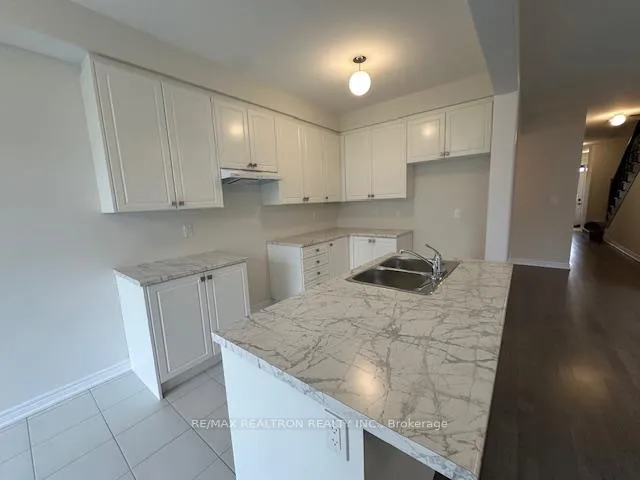 Photo 9 of 14 Hayrake Street, Brampton, Snelgrove — HOMEH