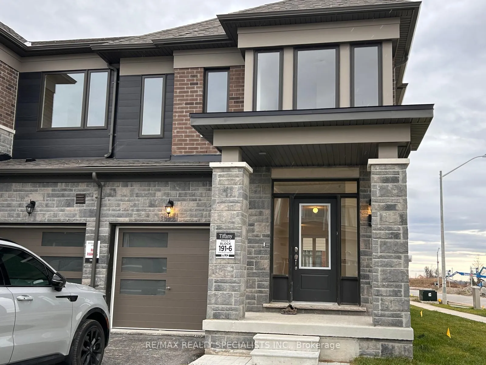 Photo 1 of 2 Prudhoe Terrace, Barrie, Innis-Shore — HOMEH