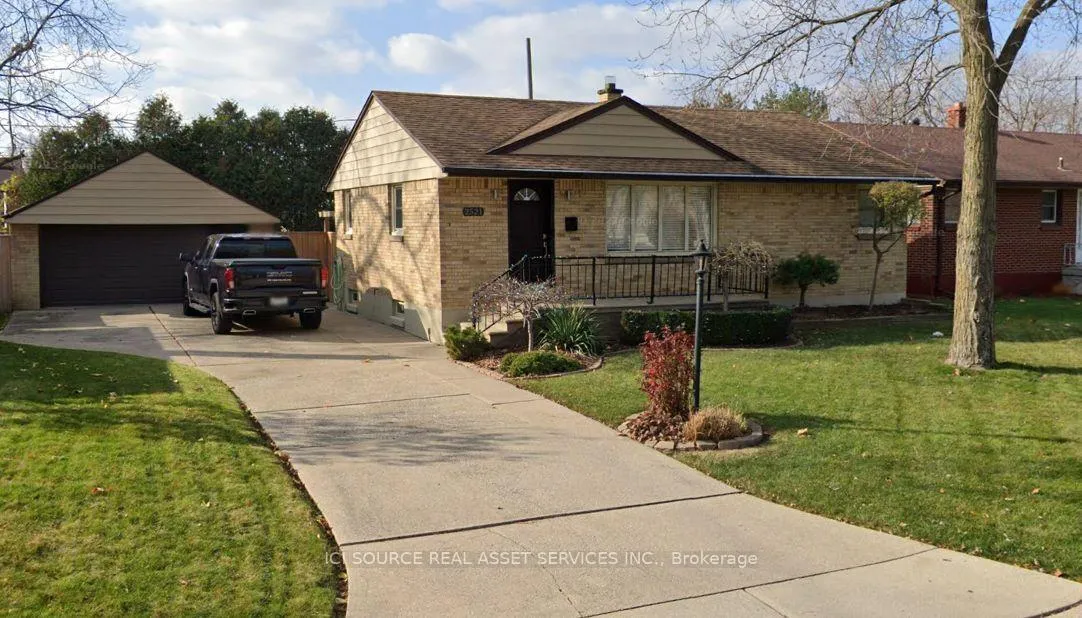 Photo 1 of 2521 Askin Avenue, Windsor — HOMEH