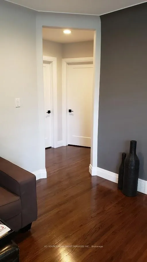 Photo 5 of 2521 Askin Avenue, Windsor — HOMEH