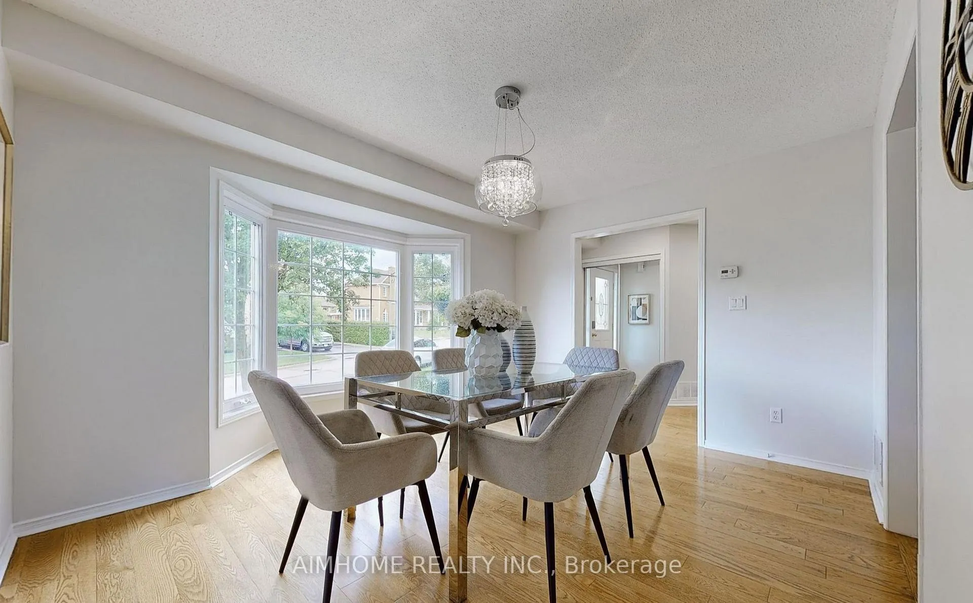 Photo 4 of 36 Meadowgrass Crescent, Markham, Legacy — HOMEH